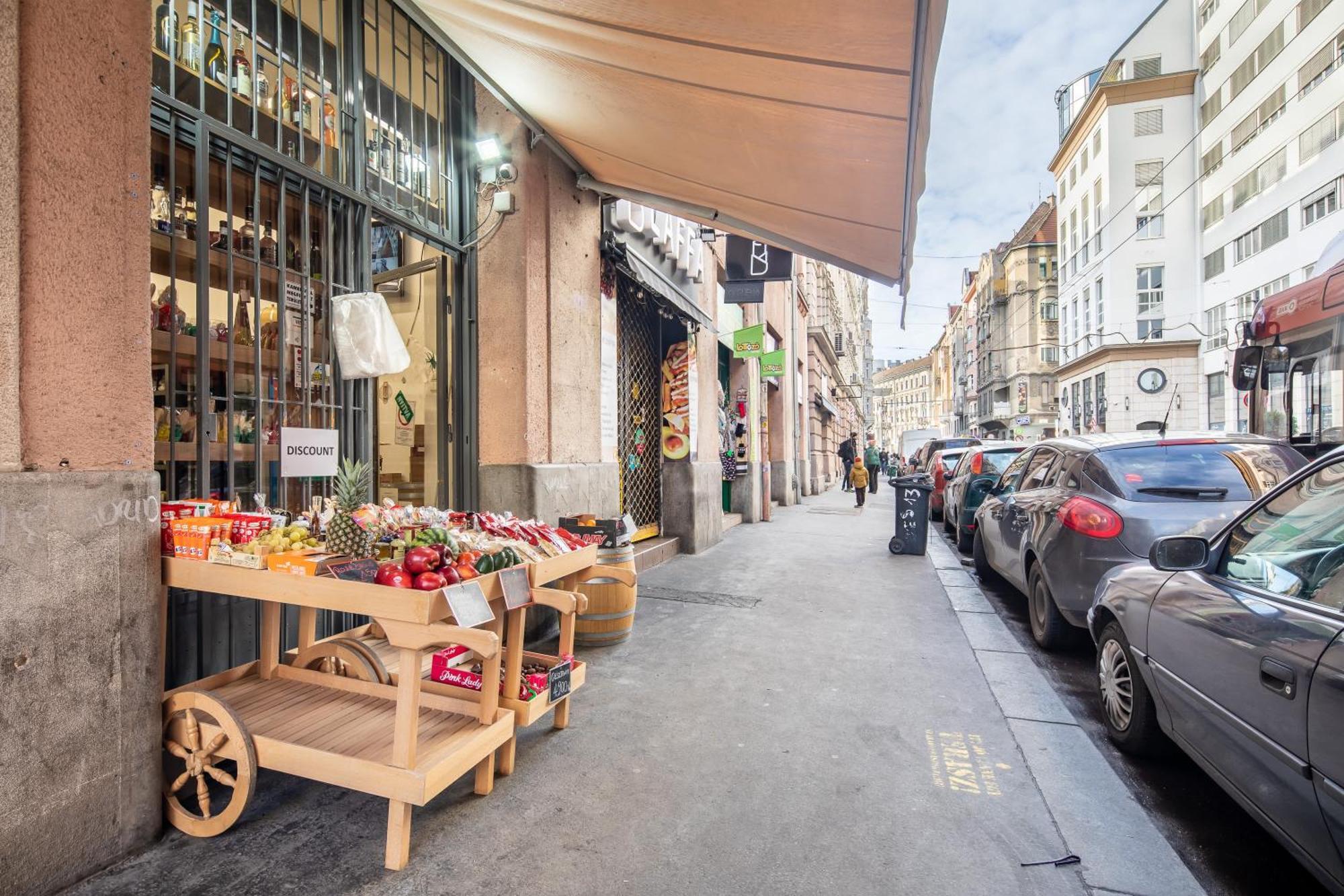 Very Central - Small Studio For Solo Traveller Budapest Exterior foto